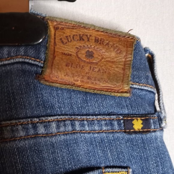 Lucky Brand Too Tough To Die Sofia Boot Women's Denim Jeans Sz. 8 - Picture 6 of 7